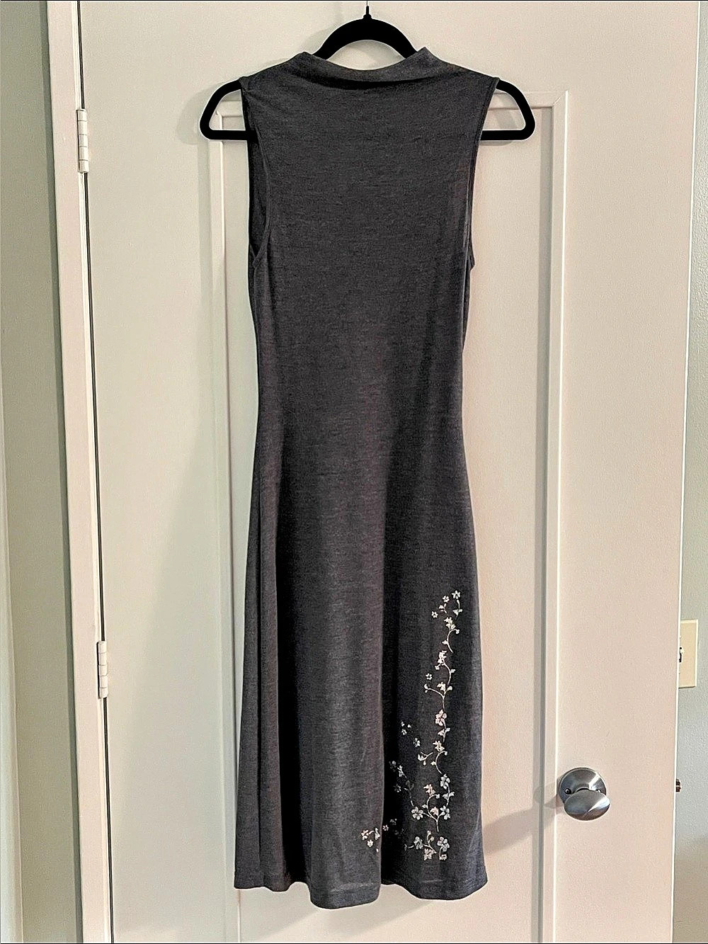 GUESS Women's Floral Maxi Dress Gray Medium